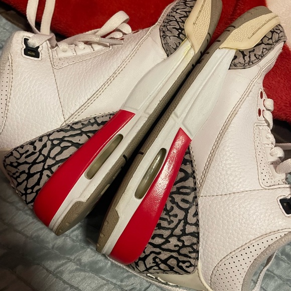 Jordan 4 - Picture 1 of 5